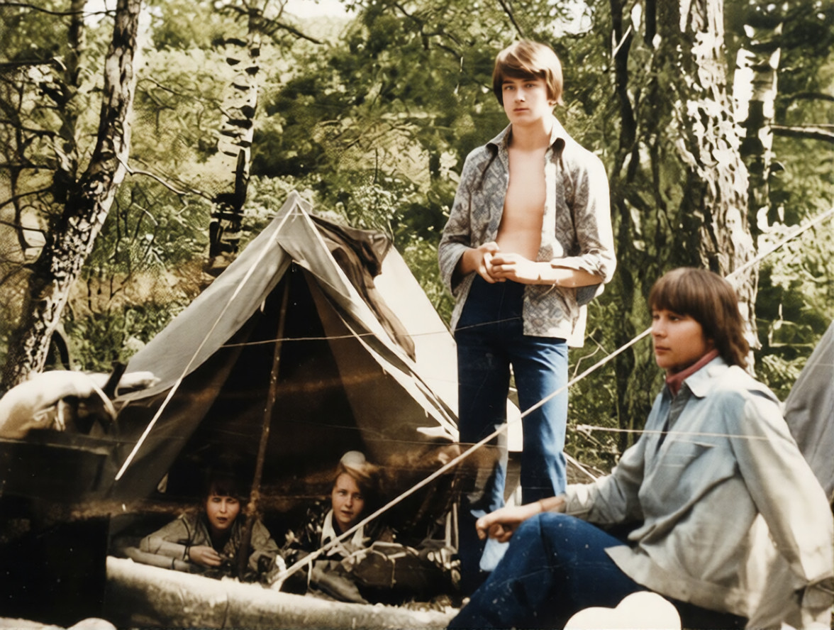 Я - по центру.