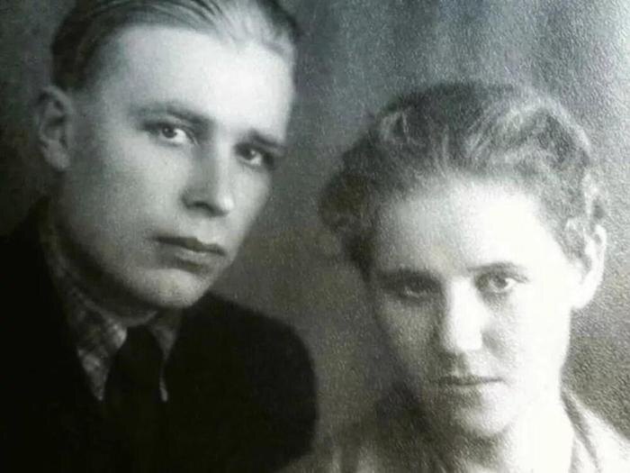 Бабушка и дедушка Арзамасова. Фото © Instagram (признан экстремистской организацией и запрещён на территории Российской Федерации) / @liza_arzamasova