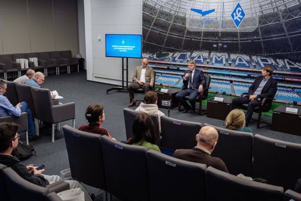    Руководство «Крыльев Советов» встретилось со СМИ Сайт ПФК "Крылья Советов"