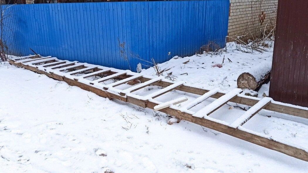    Лестница для залезания на столбы   Волгоградэнергосбыт