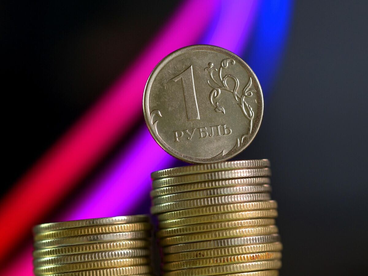    Монеты номиналом один рубль | © РИА Новости / Владимир Трефилов