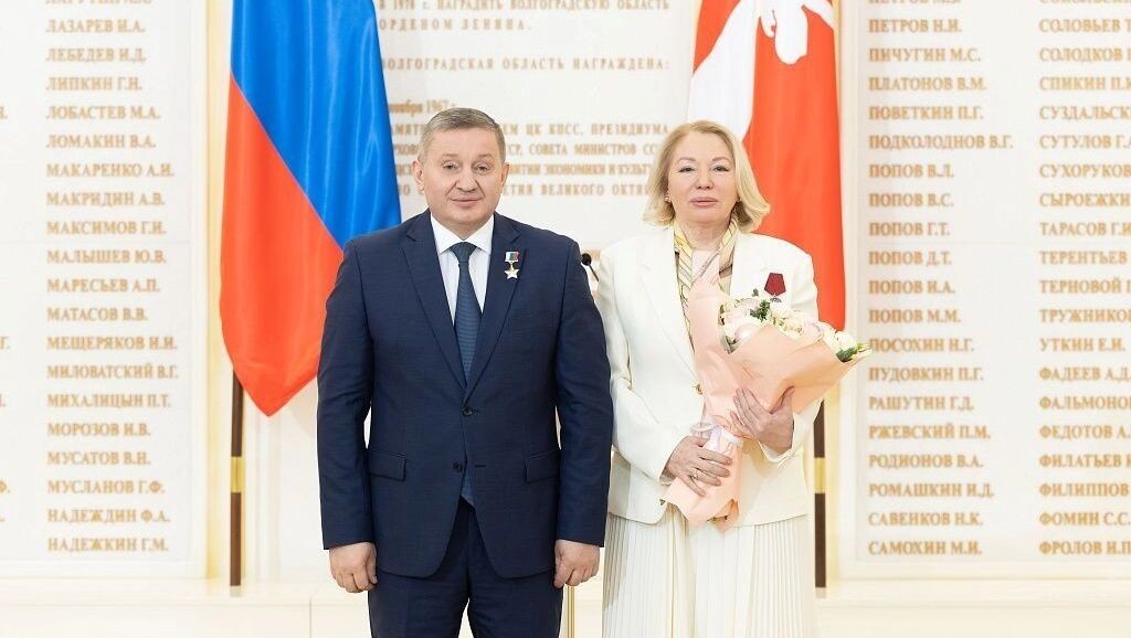    Ирина Соловьева награждена медалью ордена «За заслуги перед Отечеством» II степени   Волгоградская областная Дума