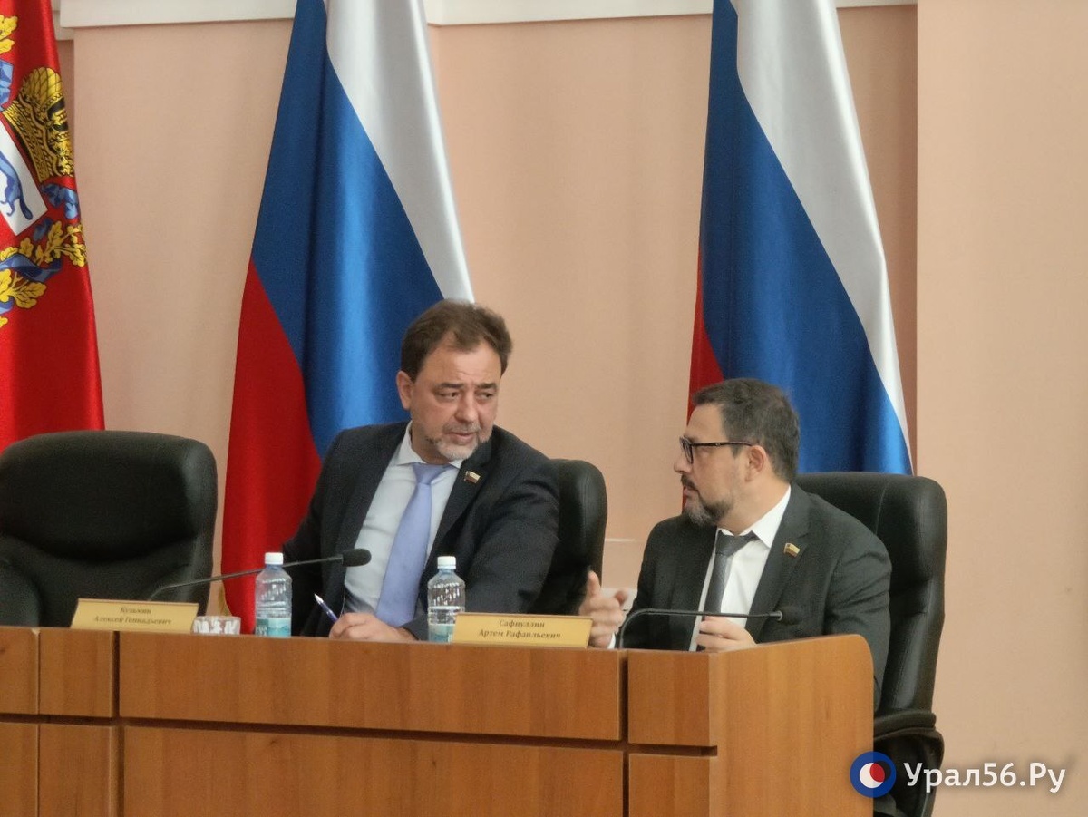    Депутат горсовета Оренбурга Алексей Кузьмин обвиняется в организации убийств