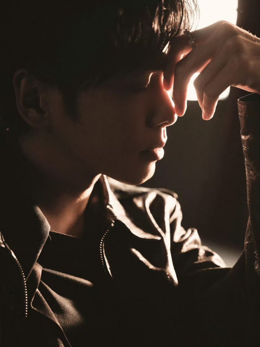 Чжан Жоюнь. Листайте галерею...