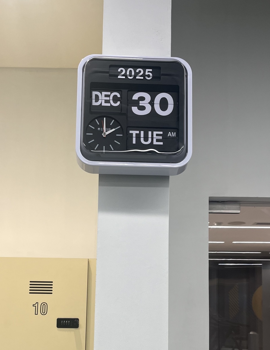 Итак, часы в качалке показывают 30 декабря, один день до НГ✨