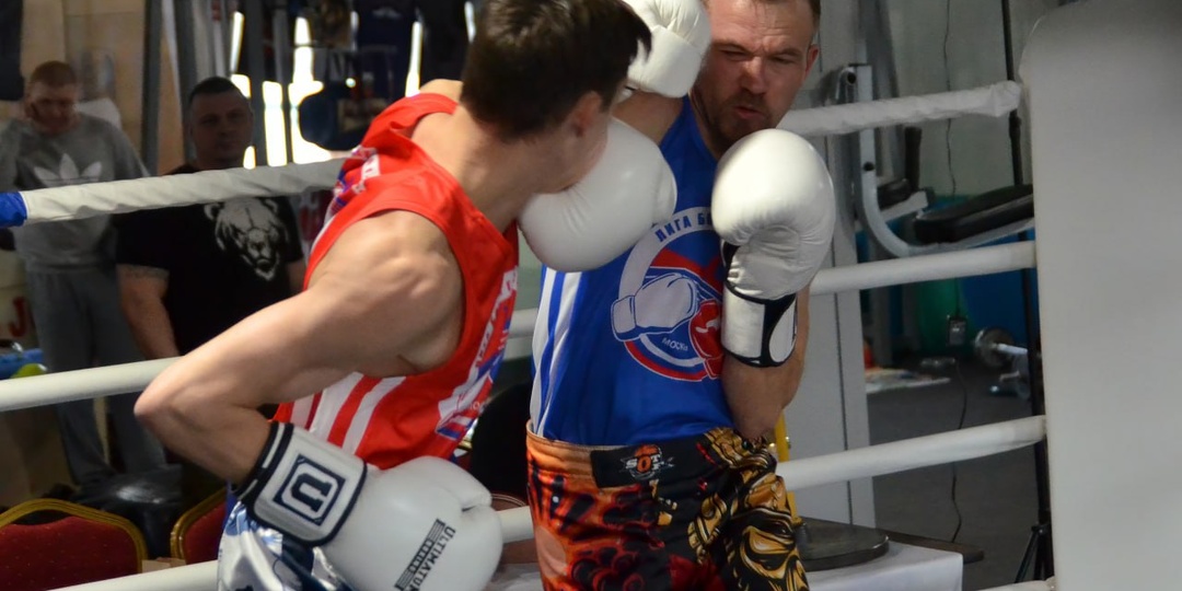 🎉 С Новым годом, дорогие любители бокса и спортивной фотографии