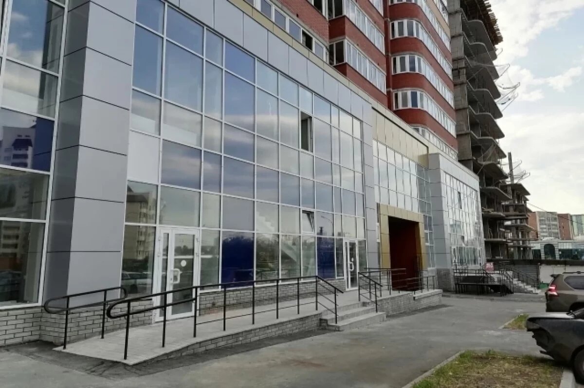    К концу года Новосибирск получил новые дома, мясокомбинат и крупный склад