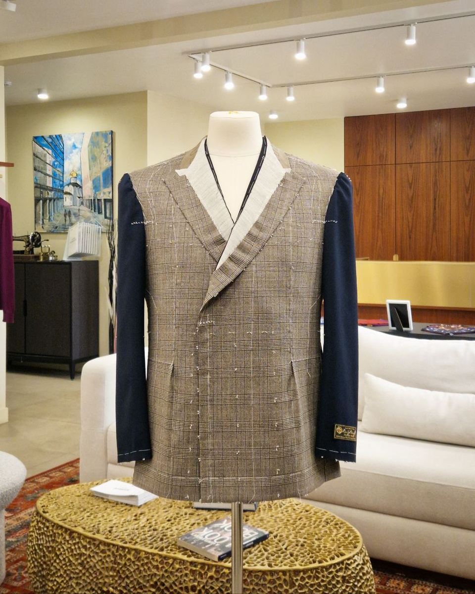 Несколько иллюстраций нашего 2025 года