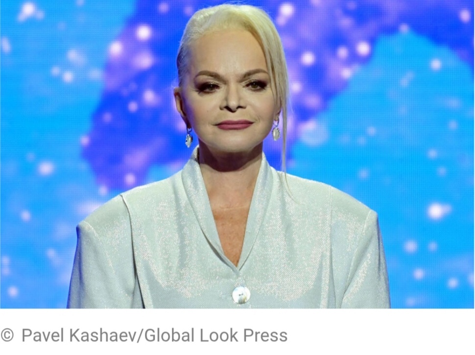 Лариса Долина