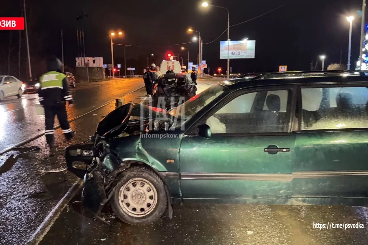    31 человек пострадал в результате ДТП в Псковской области за неделю
