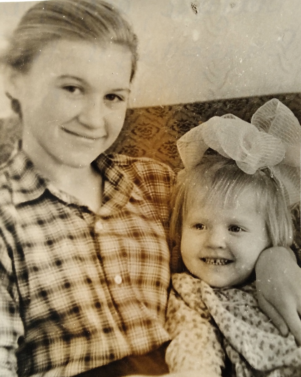 Тётка и Мама