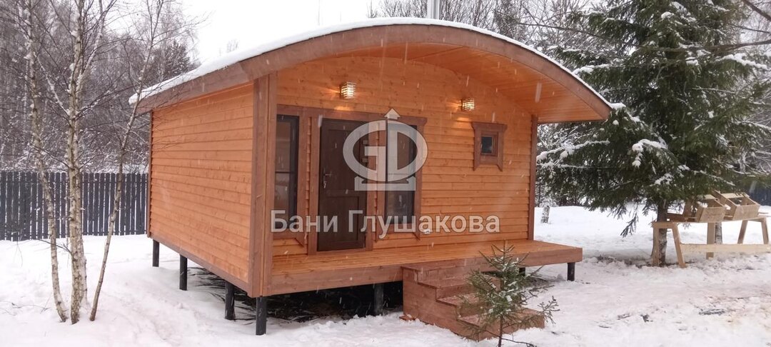 Посмотрите, какая красавица! Наша «Бурже» в уютном тёплом природном цвете, припорошенная первым снегом, выглядит словно сошла с новогодней