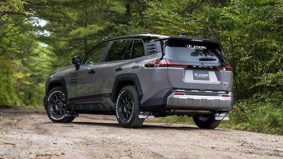 Toyota RAV4.📷Фото: Jaos