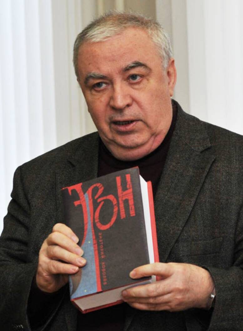    Роман Анатолия Королёва «Эрон» был выдвинут на премию «Русский Букер»Соцсети