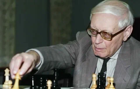 Михаил Ботвинник