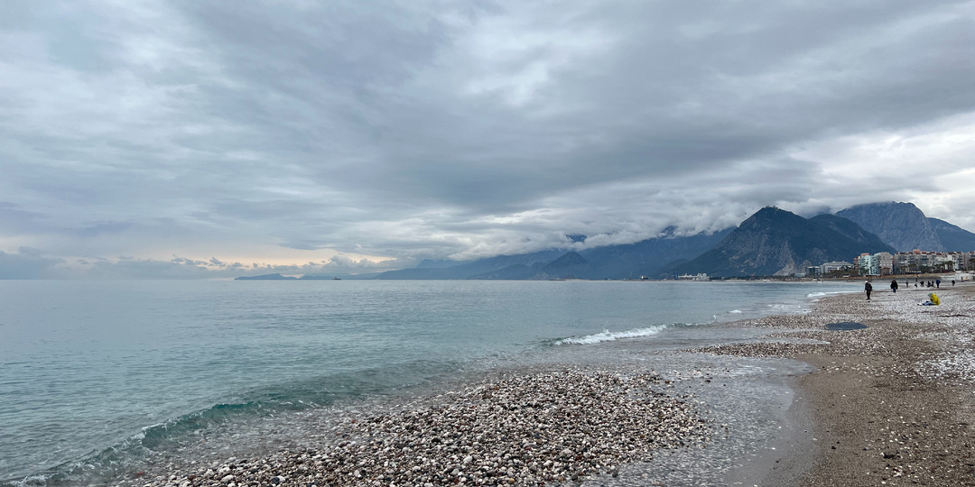 Январь в Анталии 2026: погода, афиша и культурная жизнь Коньяалты