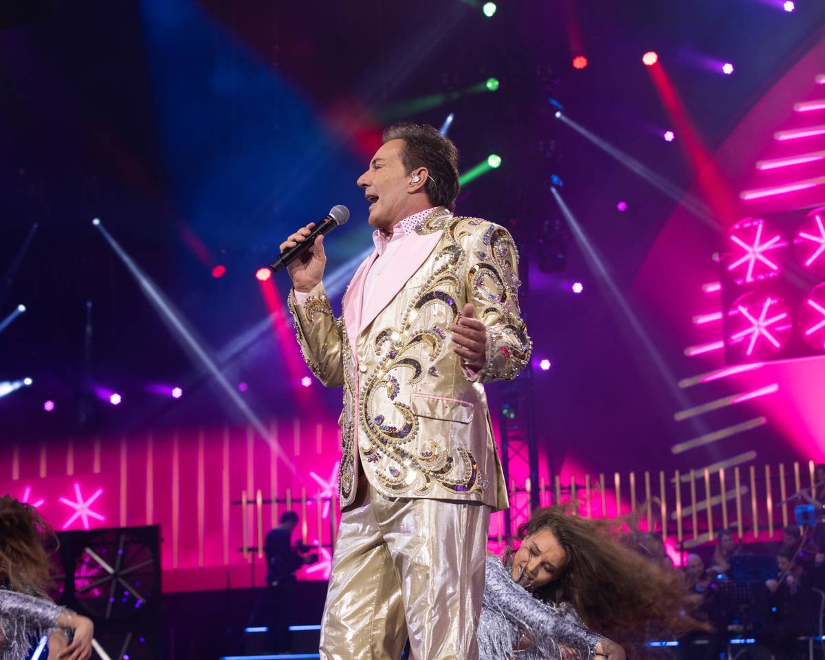 Совершенно неудержимый… Джерард Йолинг во время фестиваля Muziekfeest van het Jaar (Музыка года) 2025 года в Ziggo Dome в Амстердаме. Фото: BSR Agency/Getty Images