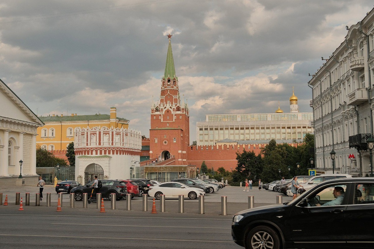 Улица Моховая. Москва (2010-2020 гг) Главархив Москвы