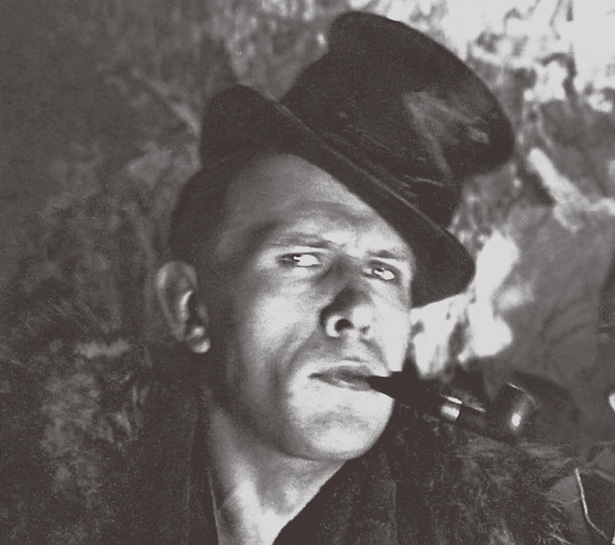    Отец Хармса, бывший морской офицер, был сотрудником Государственных трудовых сберегательных касс. Мать сначала занималась реабилитацией бывших каторжанок, а позднее работала кастеляншей в больнице / Legion-Media / Russian State Library