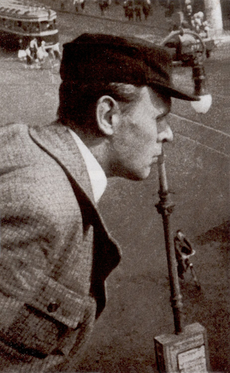    Уже в начале творческого пути литератор пользовался несколькими псевдонимами, а позднее прославился как Хармс. В его документах официально была указана фамилия Ювачёв-Хармс / globallookpress.com / Russian Archives