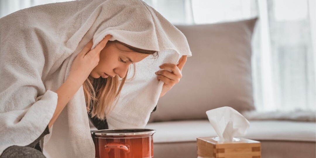 Ингаляции над картошкой и антибиотики «для профилактики»: 5 опасных мифов о лечении простуды