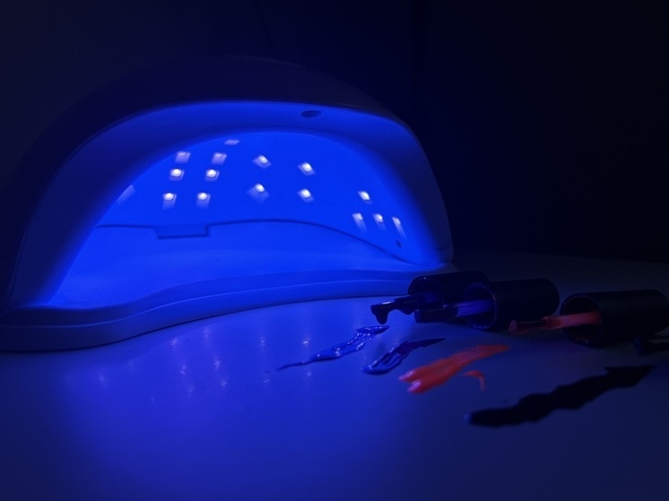     Лошадь – это темпераментное животное, любящее движение и роскошь, поэтому скромный бежевый нюд в эту ночь лучше отложить. Фото: Архив МК в Великом Новгороде