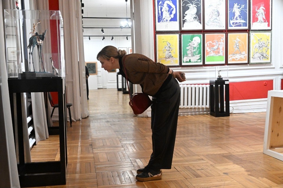    Выставка будет работать до 16 января. Владимир ВЕЛЕНГУРИН