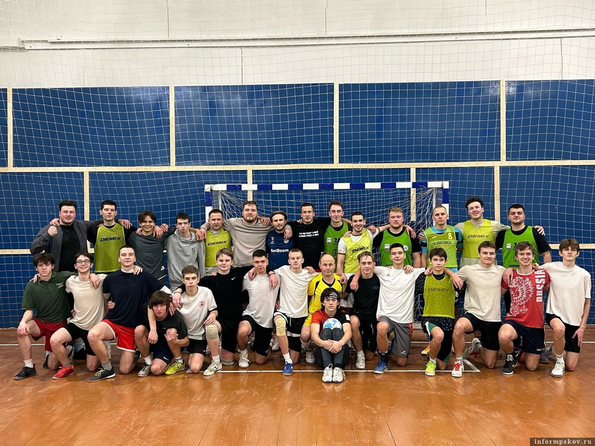 Фото: мини-футбольный клуб «Струги»