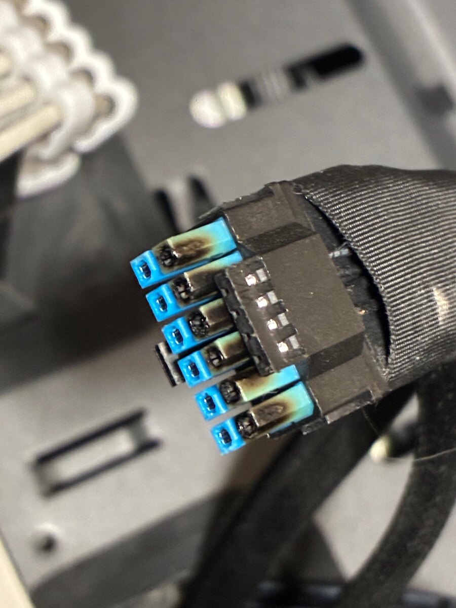 Фото: divinethreshold  📷
