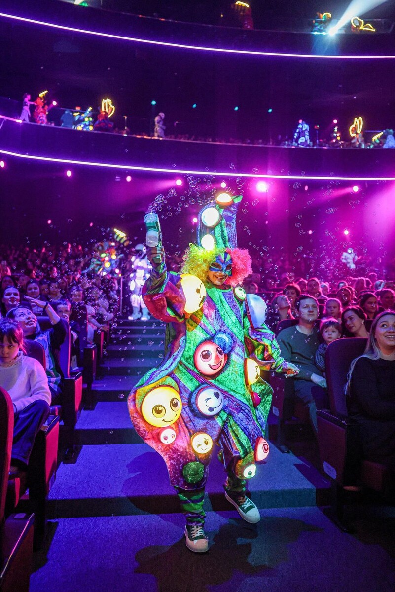      ООО «Седьмая радуга энтертейнмент»