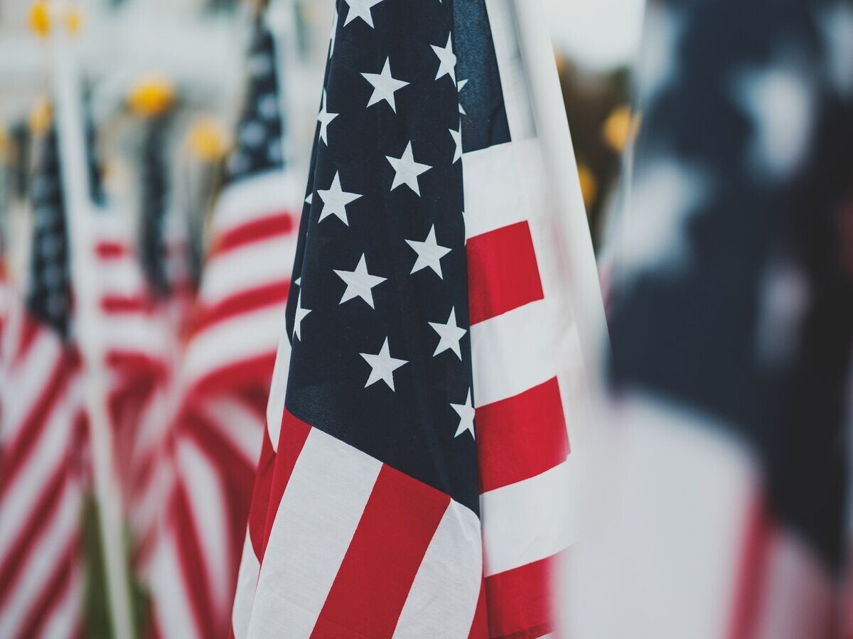    Флаг США© Unsplash/Osman Rana