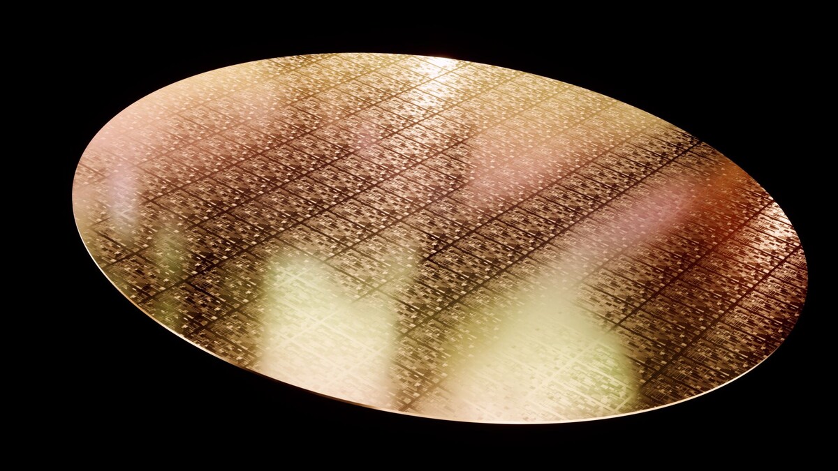 Пластина с чипами, произведёнными при помощи ультрапередовых фотолитографов ASML с высокой числовой апертурой. Изображение: ©ASML