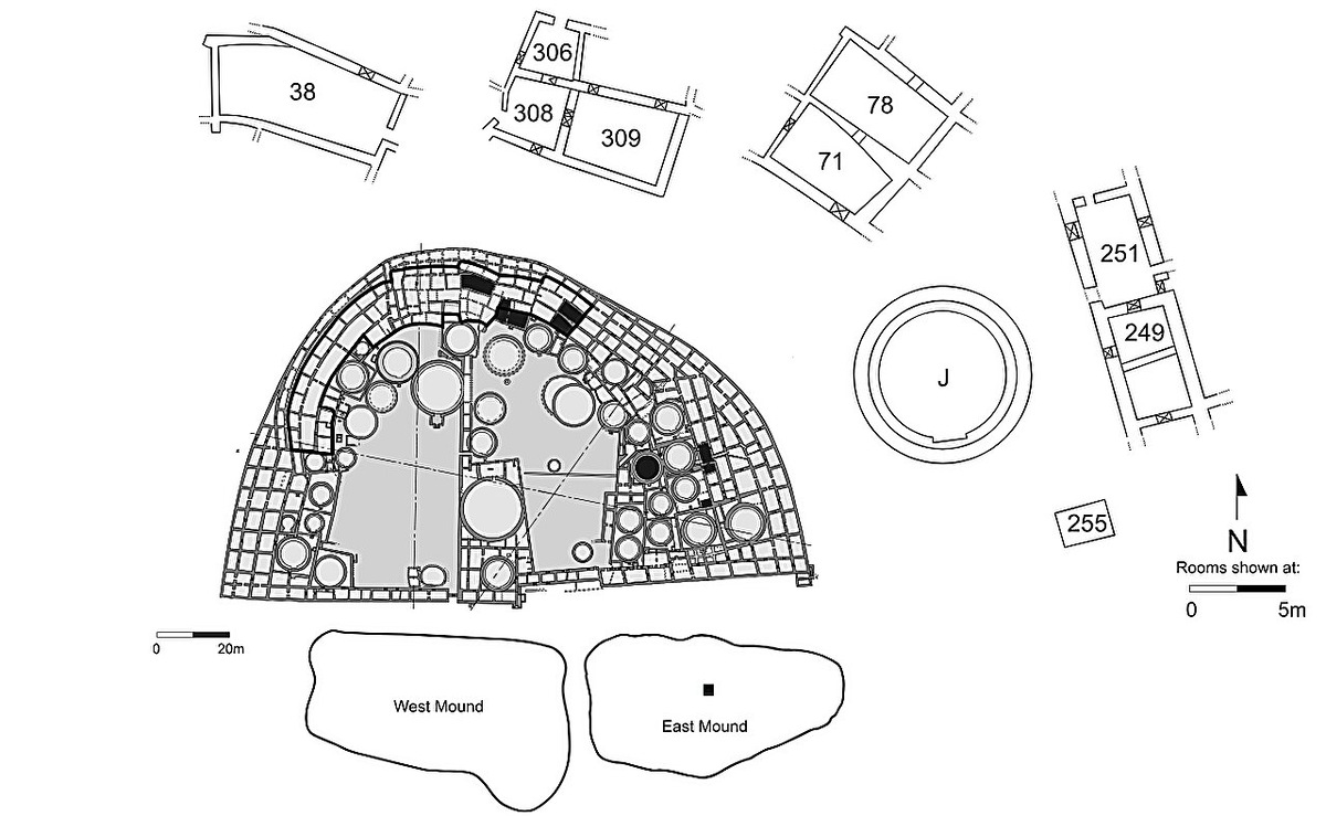    План Пуэбло Бонито, показывающий комнаты, в которых были найдены ара и толстоклювые попугаи. Курганы перерисованы, базовая карта из исследовательского архива каньона Чако.Эдвард Триплетт
