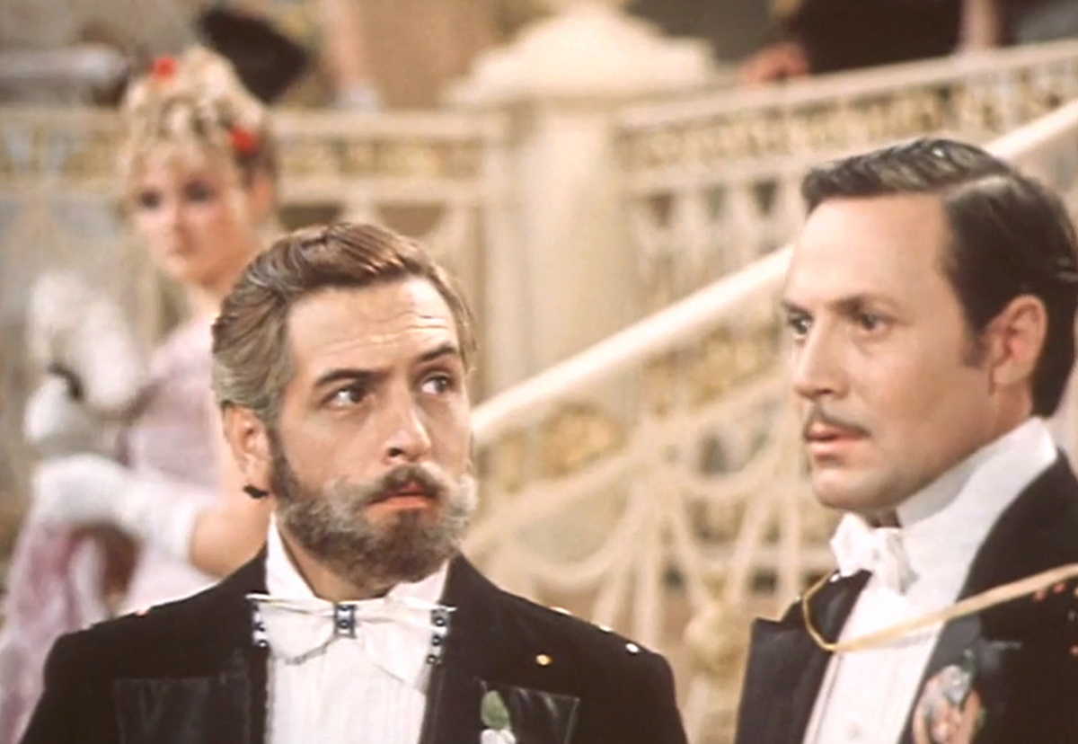 кадр из фильма "Летучая мышь"