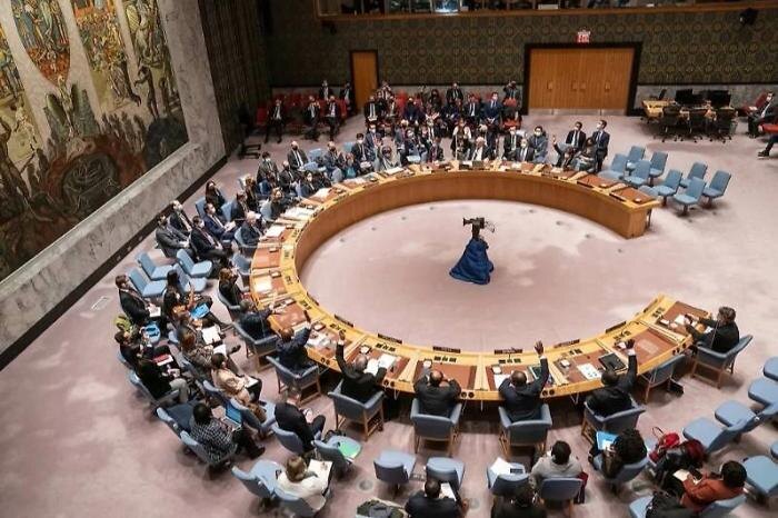 Обложка © Shutterstock / FOTODOM / lev radin