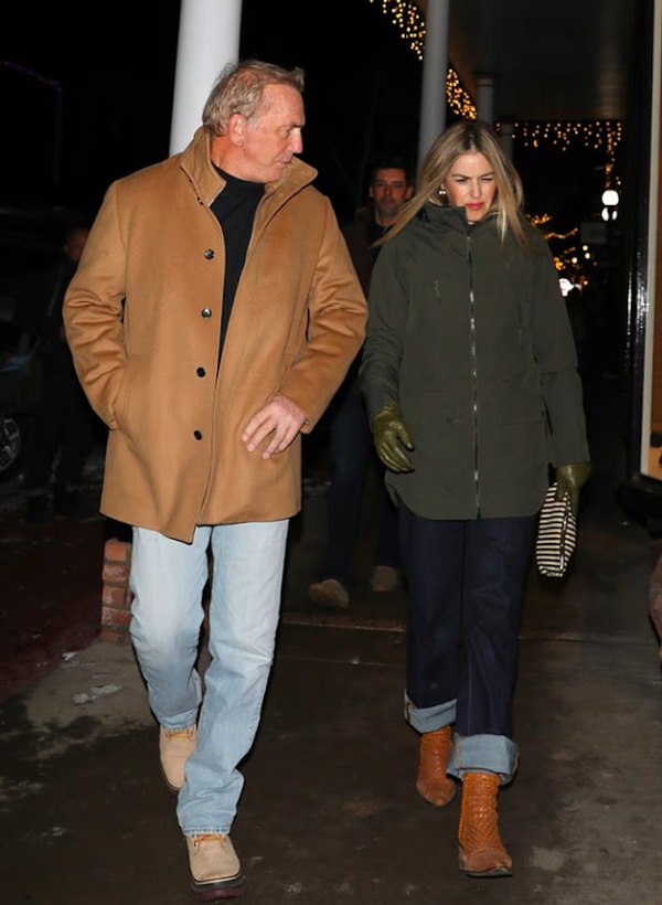     Кевин Костнер с дочерью