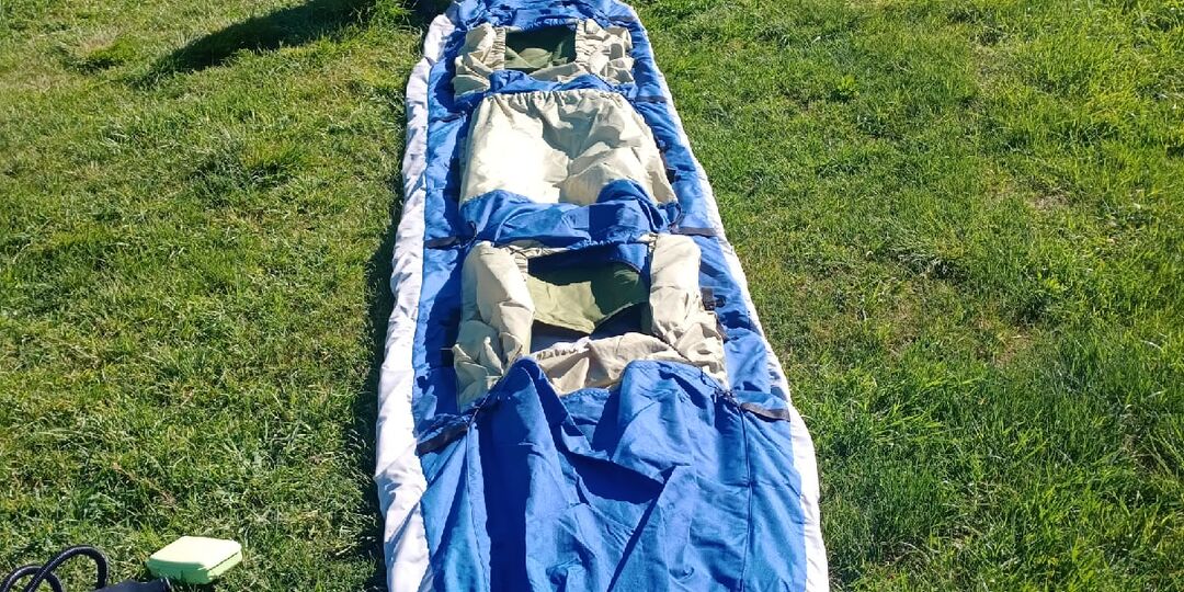 Лучший друг помог купить лодку.