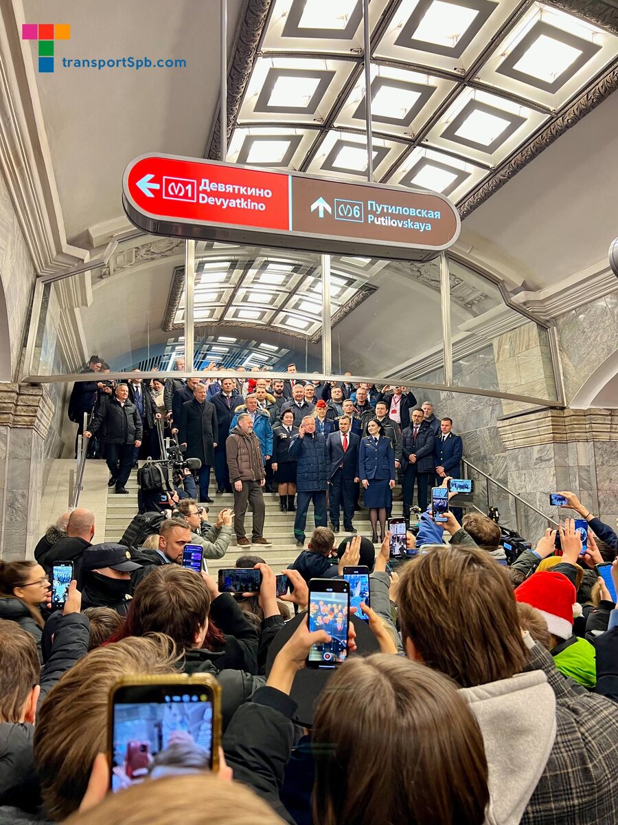 Открытие шестой линии метро в Санкт-Петербурге 26 декабря