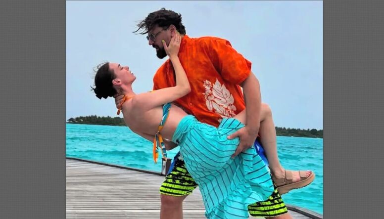 Сначала супруги были счастливы, много путешествовали