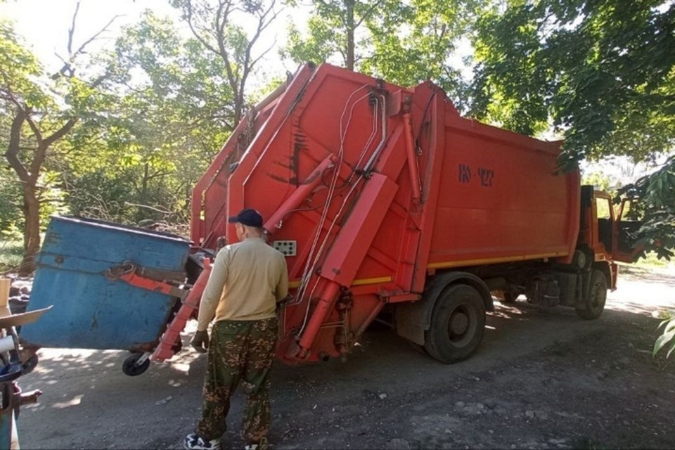    Более 116 тысяч тонн бытовых отходов вывезены на полигон, ликвидированы многочисленные стихийные свалки. Фото (архив): Минстрой ДНР