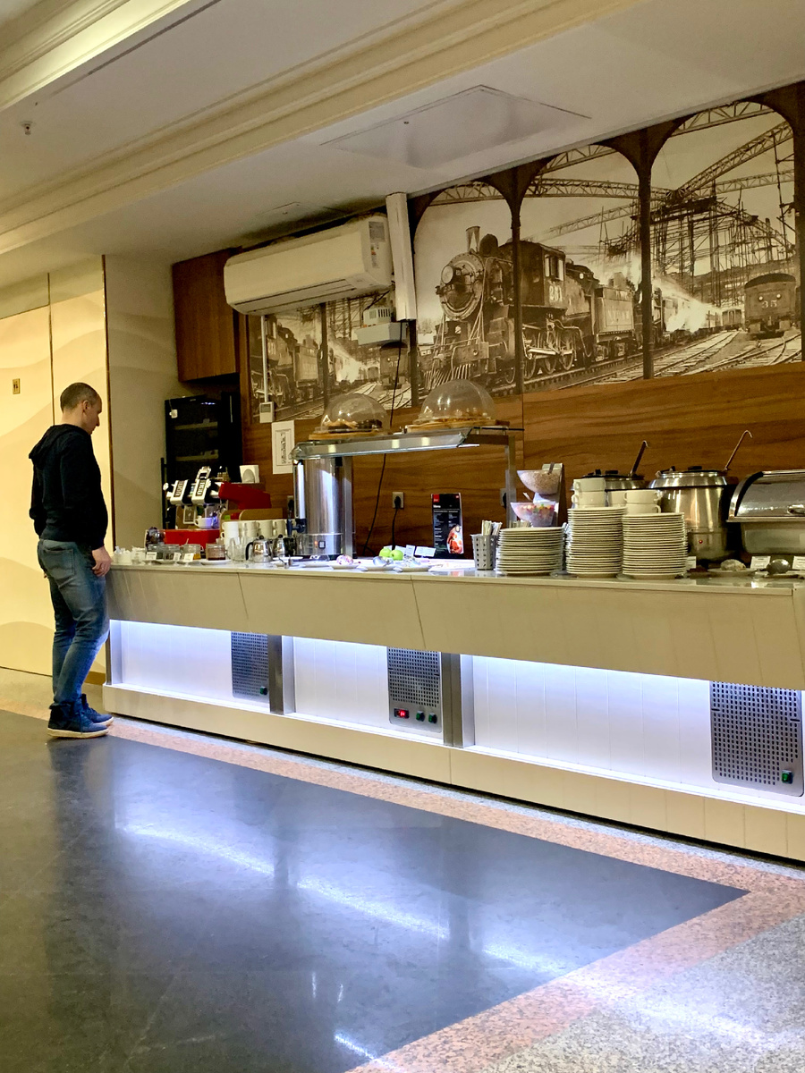 Шведский стол