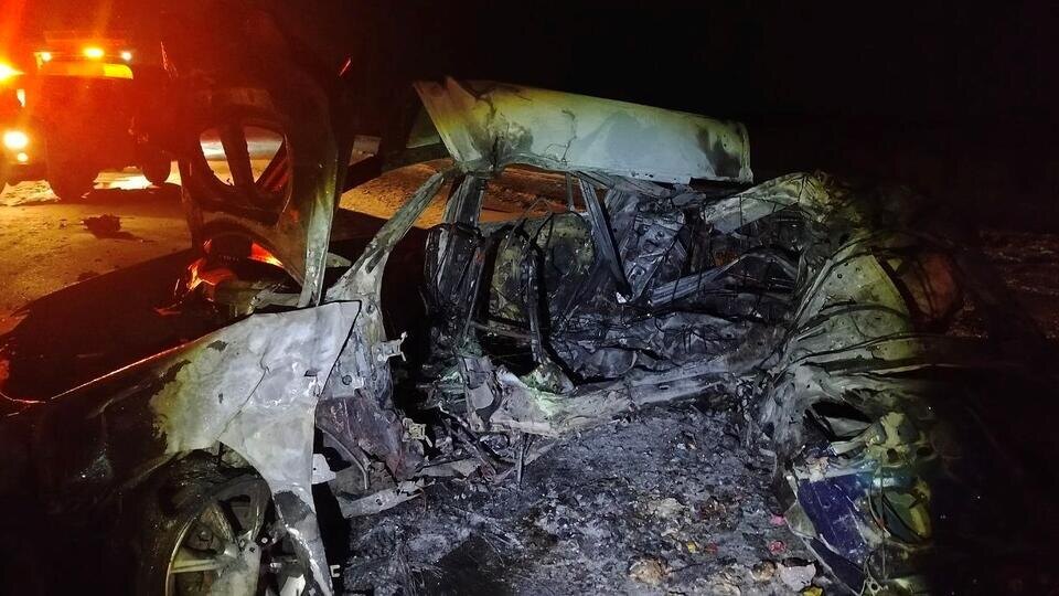     Ребенок и двое взрослых погибли в огненном ДТП в Тюменской области t.me/Госавтоинспекция Тюменской области