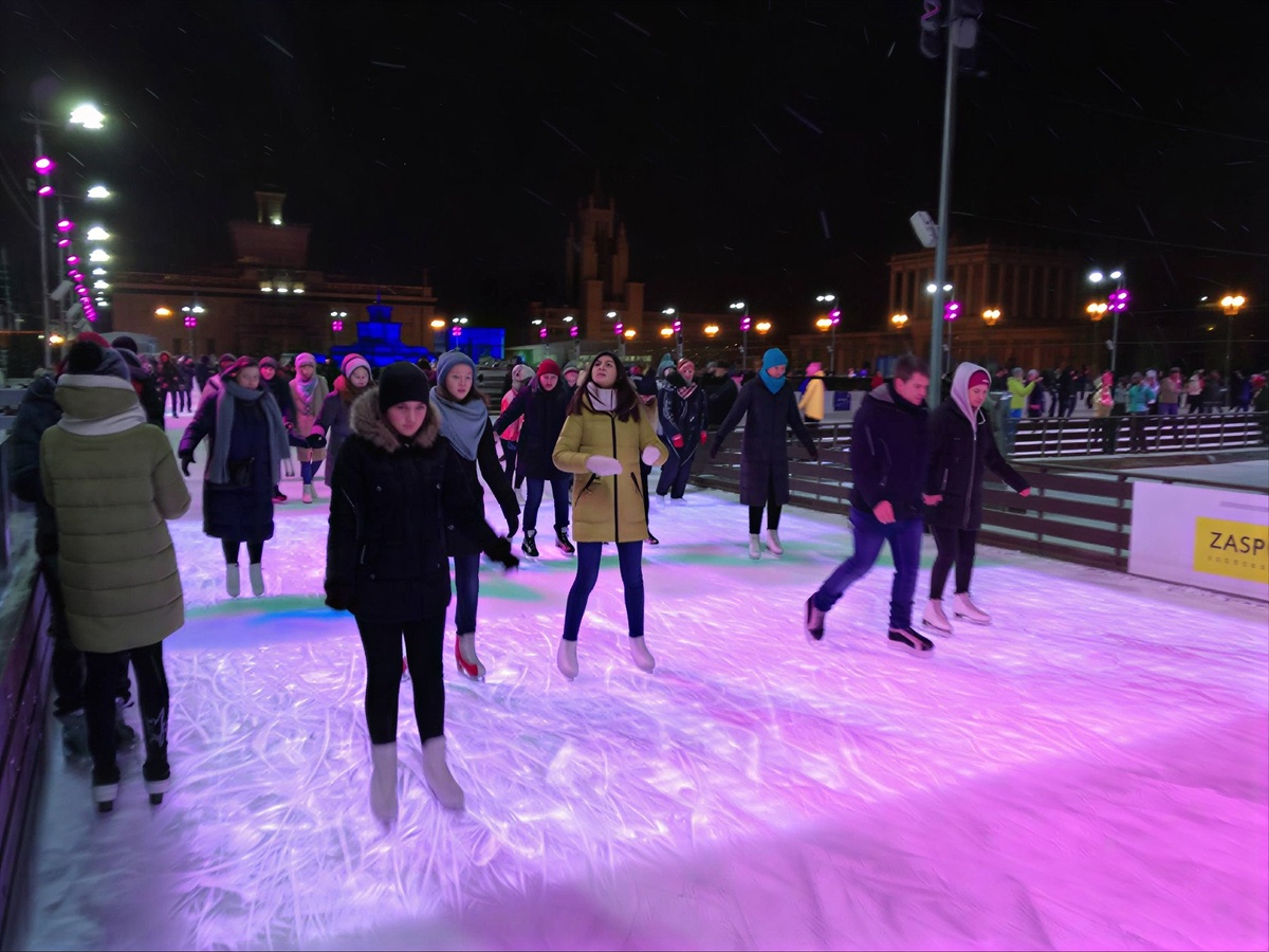 Каток на ВДНХ. Фото: Мир Квартир