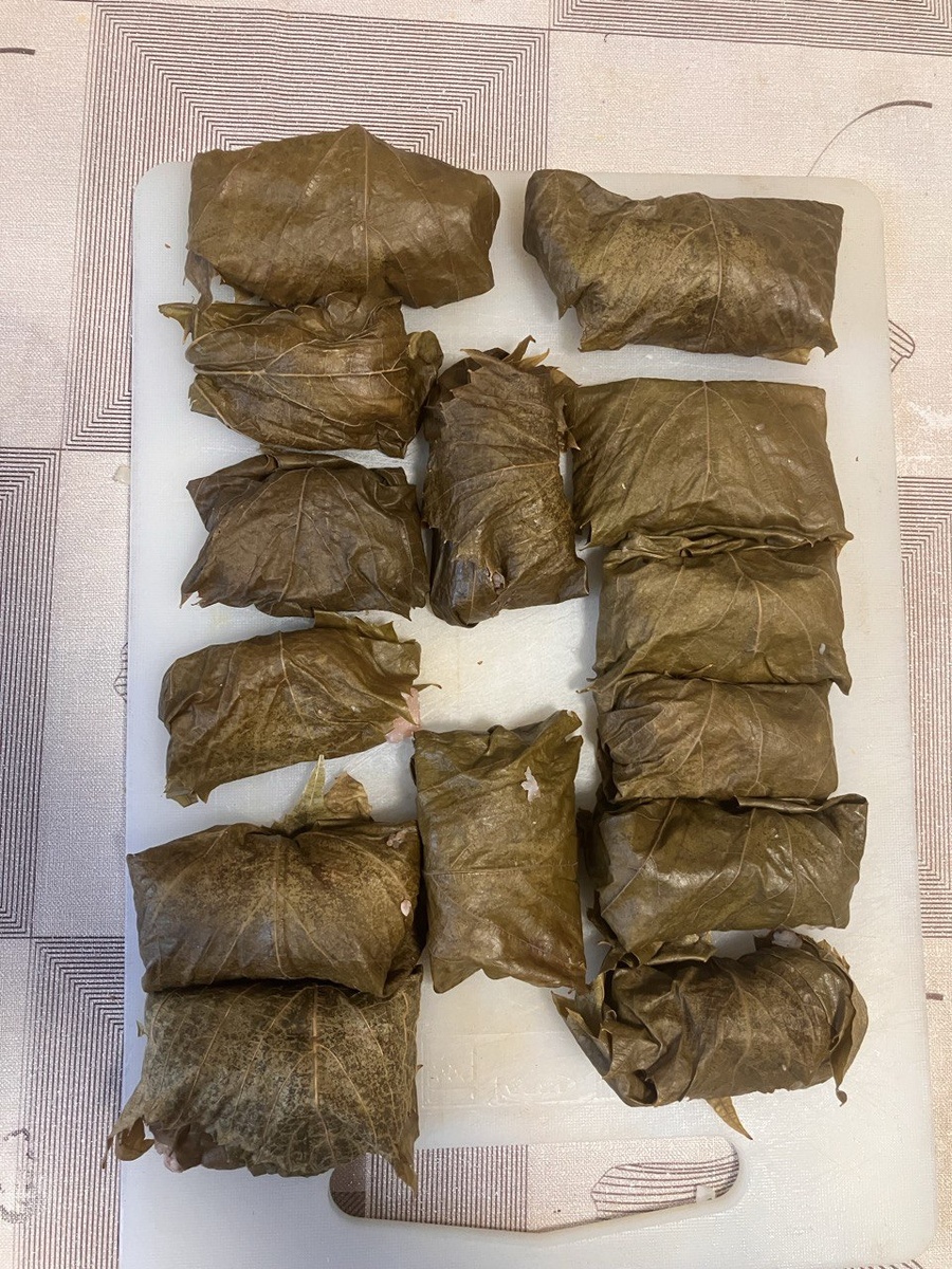 Готовая к заморозке долма