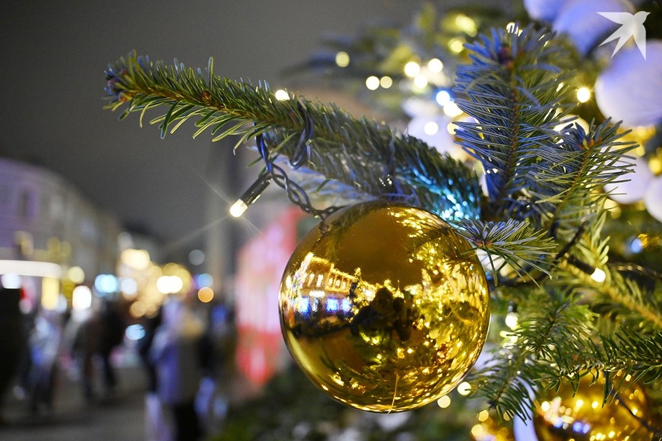    Новый год настает... Иван МАКЕЕВ