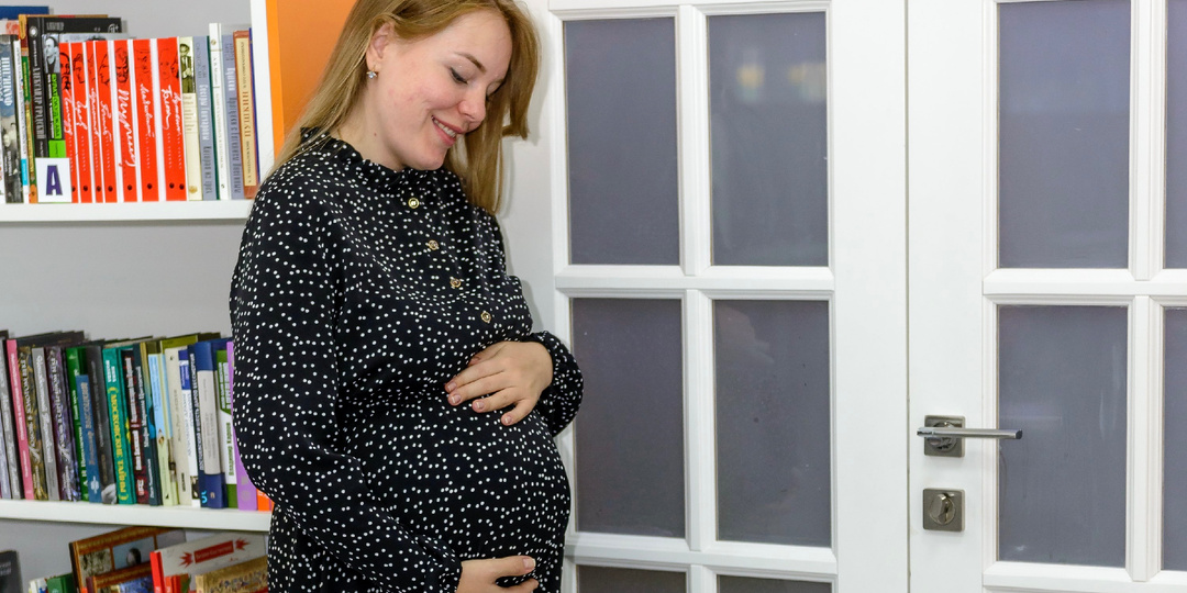 Уход за детьми полностью включат в страховой стаж: новый закон вступает в силу с 1 января 2026 года