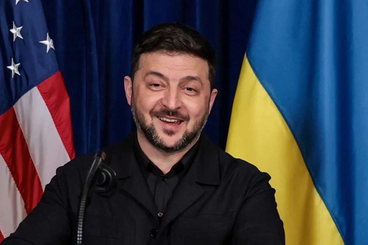    Зеленский обвинил Россию в коррупции своего ближайшего окружения.