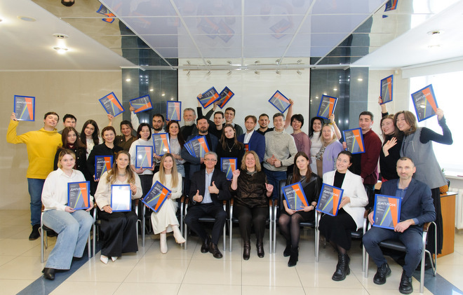    Награждение премии «За позитивный вклад — 2025». Фото: Дмитрий Лямзин. admin