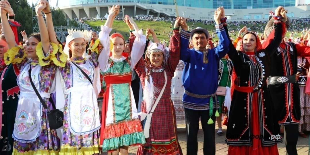 Владимир Путин отметил, что у народов РФ общие традиционные ценности