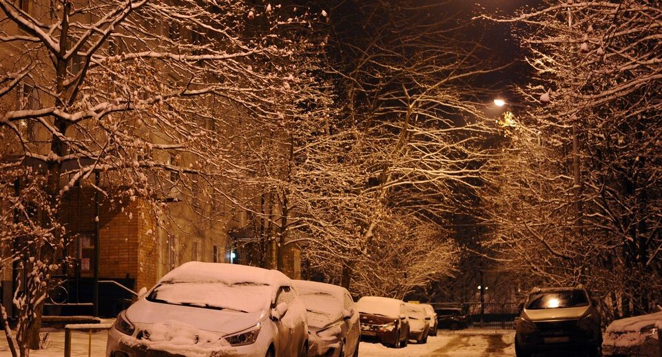    Снегопад в Троицке / Медиасток.рф